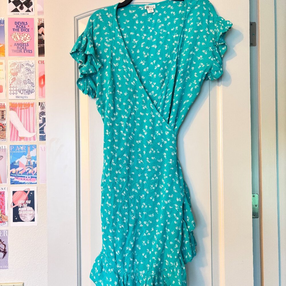 Billabong wrap dress